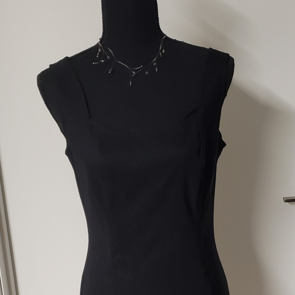 Dress - Picture 4 of 8